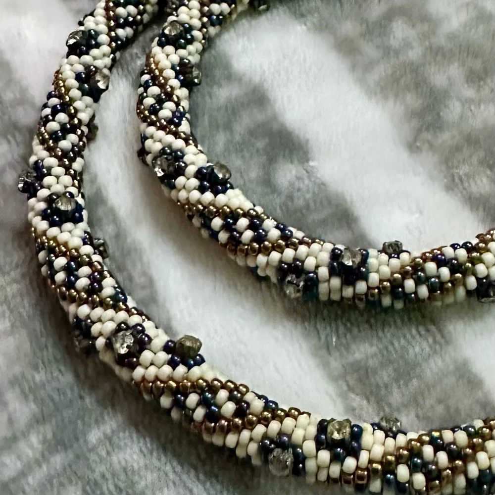 Handmade Beaded Crochet Necklace 21” Cream Blue Bronze Bling Magnetic clasp‎